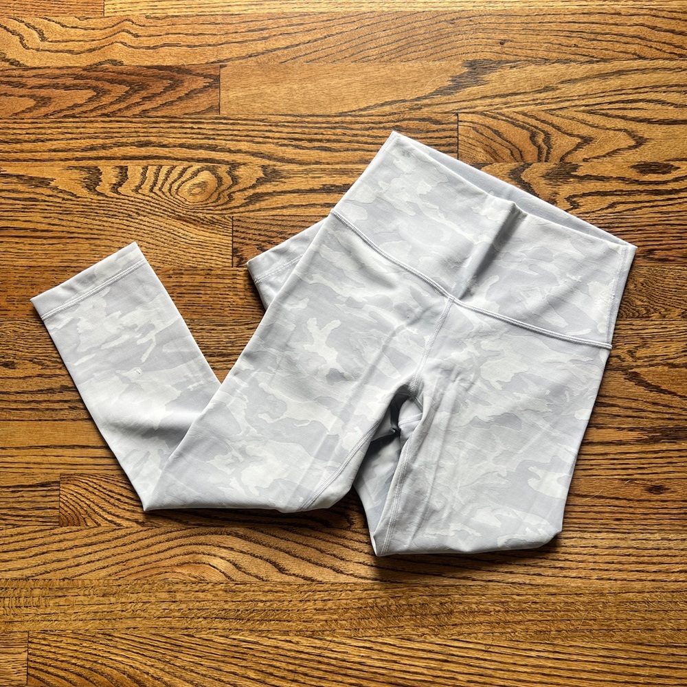 Lululemon Wunder Under 23" Crop Legging Light Grey Camo